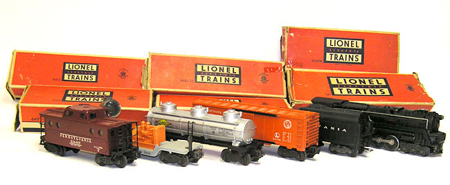 Lionel Train Set No. 2203WS 681 2046WX, 6464-25 3520 +