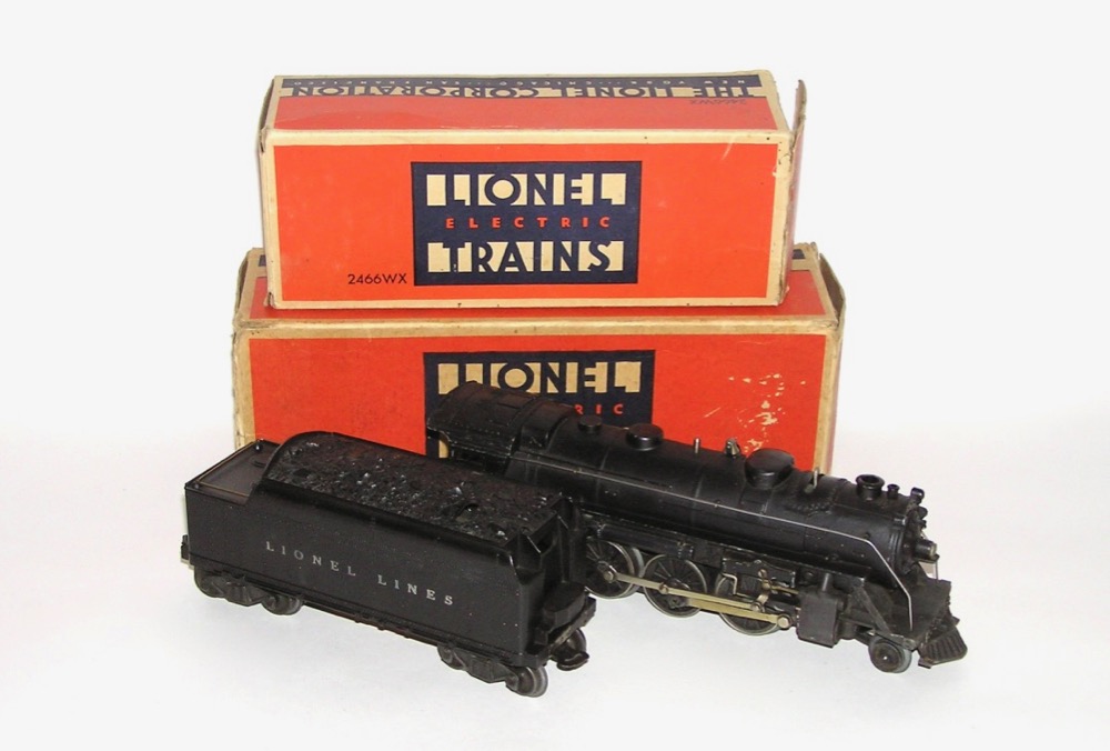Early Postwar Lionel Freight Set w/ 1666 Engine 2466WX 2454 2452X