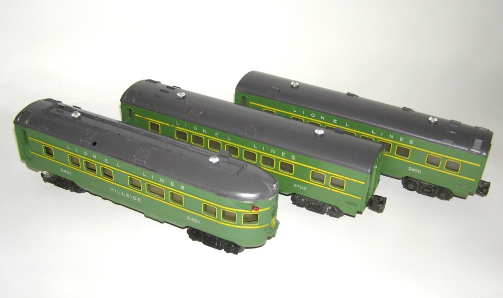 Set of (3) Lionel O gauge Passenger Cars 2400, 2401 2402 OBs