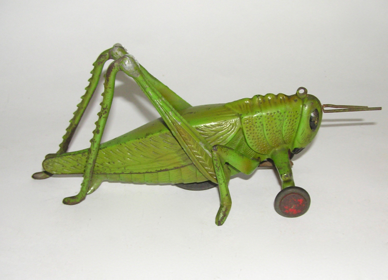 Hubley Large Realistic Grasshopper Cast Iron Toy 1930s