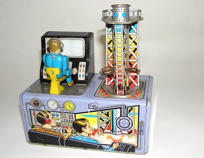 NOMURA 1950s Japan Jupiter Rocket Launcher Tin Litho Space Battery Op